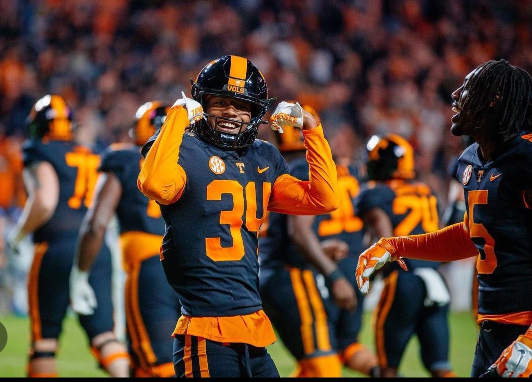 Blessed To Receive An Offer From University Of Tennessee 🤍🧡 #GoVols🧡 <a href="/CoachBVignery/">Brice Vignery</a> <a href="/AlecAbeln/">Alec Abeln</a> <a href="/Coach_JL51/">Coach_Landoll</a> <a href="/CoachEvanMann/">Evan Mann</a>