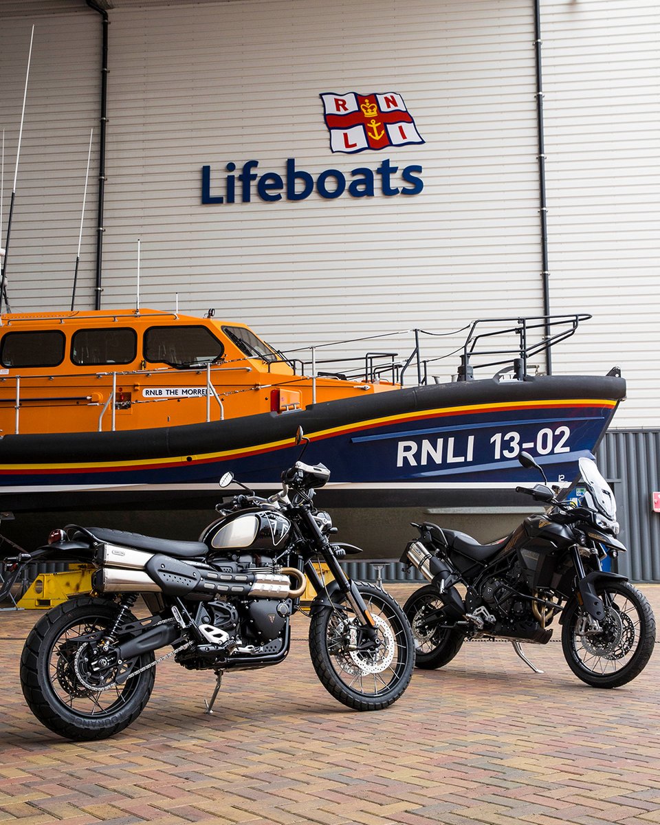 IndiaTriumph's tweet photo. All proceeds of £60,000 support the RNLI’s mission to save lives at sea, celebrating its 200th anniversary this year.
#TriumphMotorcycles #JamesBond #DanielCraig #BondEdition #RNLI #ForTheRide https://t.co/5jO1D4i0Do