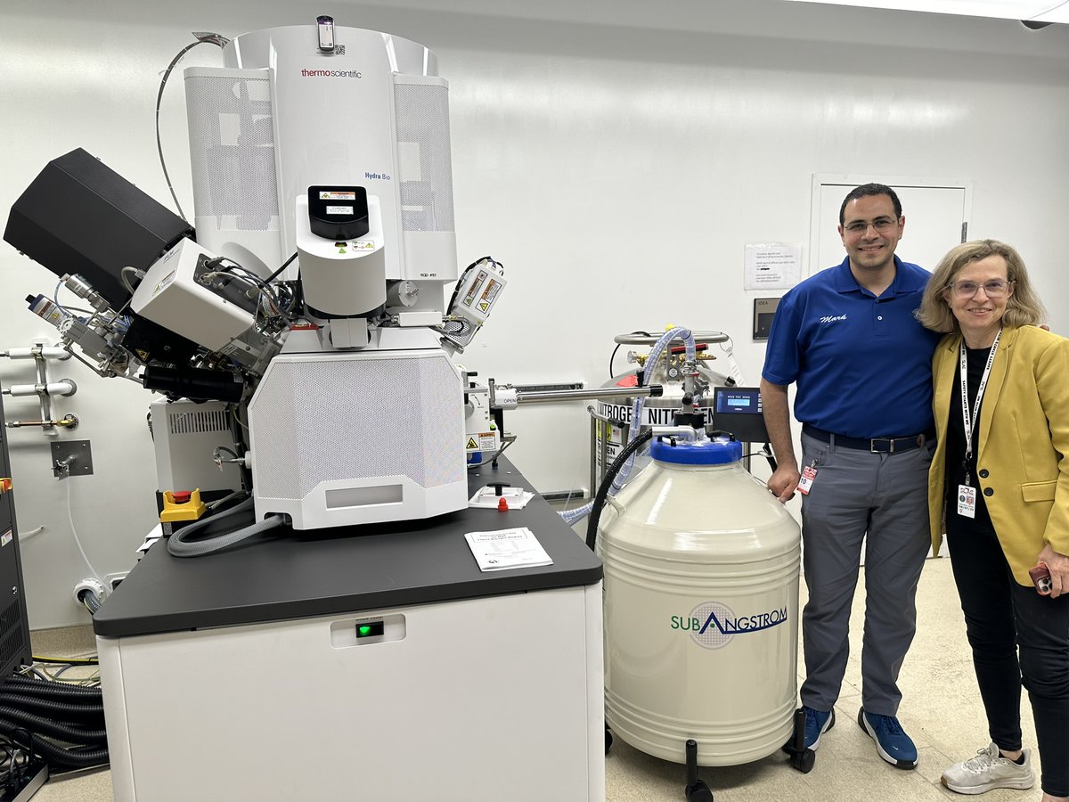 SubAngstrom tweet media