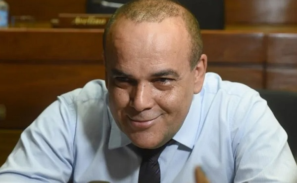 ▶️QUÉ RABIA |😡

Nutricionista sacó 0 en el examen del concurso de la Cámara de Diputados y ahora es flamante contratada del Senado.😤

Erika Alarcón Elías se aplazó, pero de la mano de Bachi Núñez cobra G. 5 millones.🤐

📸Fiona Aquino (ABC)