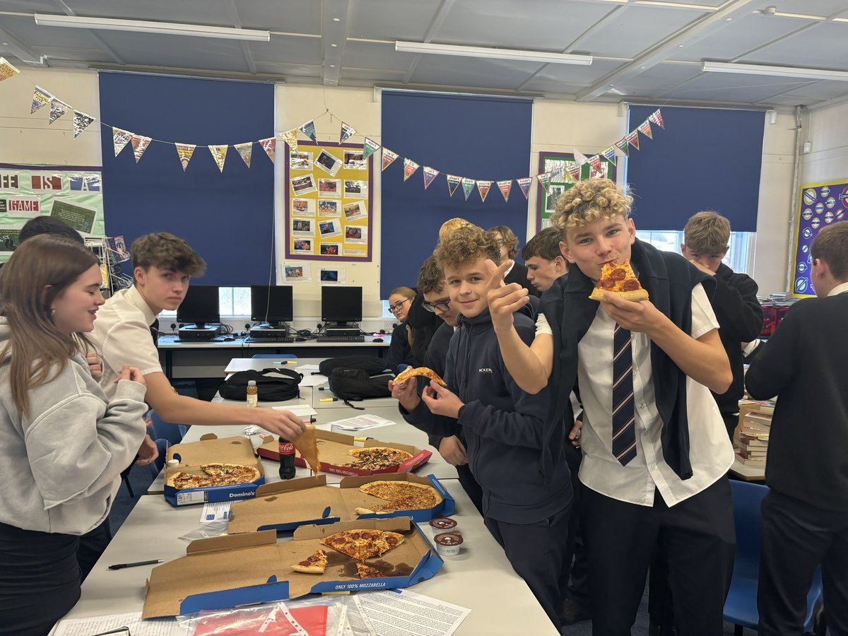 Work hard and get the rewards! A fantastic last day of term completing a WTM with our Nov Lang entry pupils. Well done all! Happy half term! 🙌