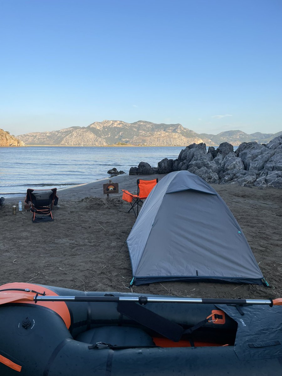Mesutoral41691's tweet photo. #packraft #kamp https://t.co/YhCSg0AIle
