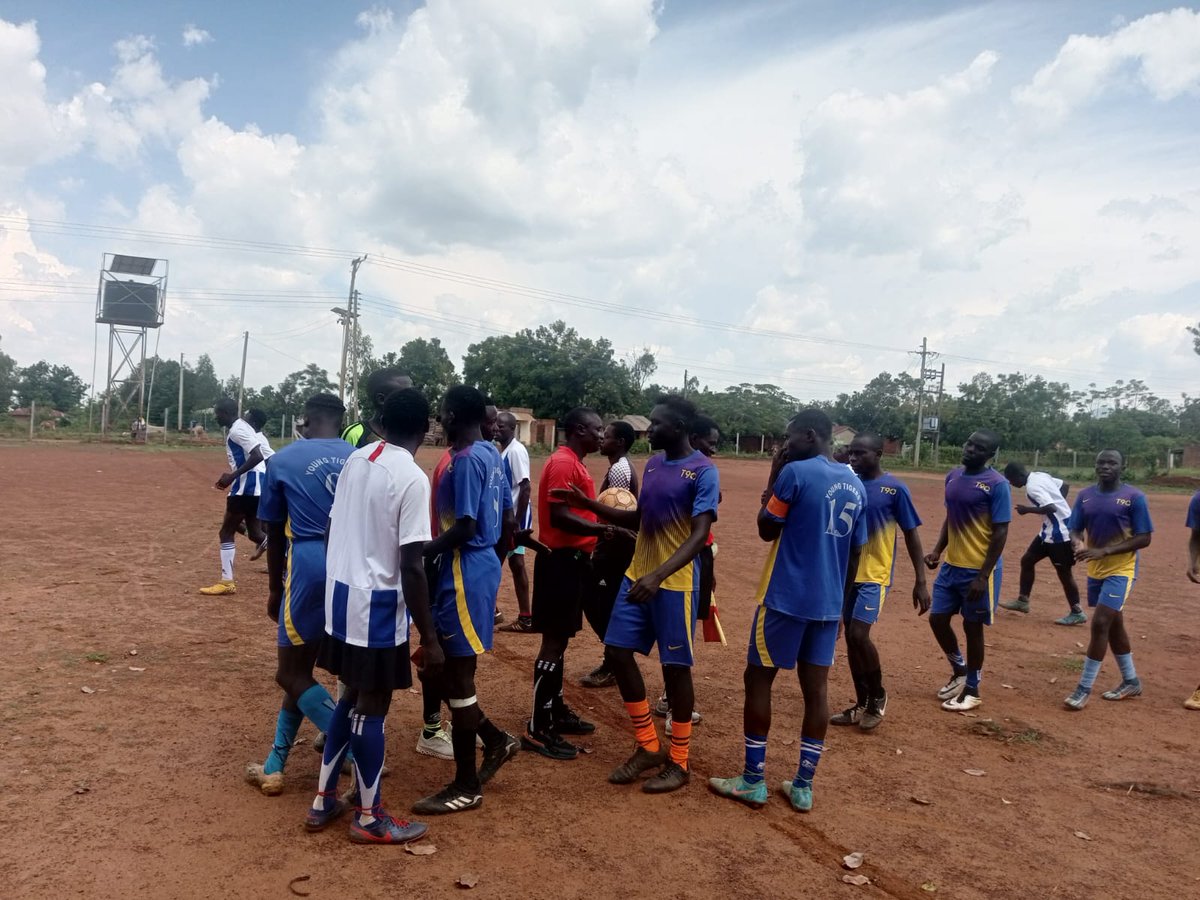 SifuchaFC's tweet photo. This achievement reflects the hard work, dedication, and support from both our players and our valued stakeholders.
We are proud to rock the BHAFC kits and represent the team in Busia, Kenya.

@OfficialBHAFC  @BHAFCWomen @BHAFCFoundation 
#BHAFC https://t.co/lYmBySXStA
