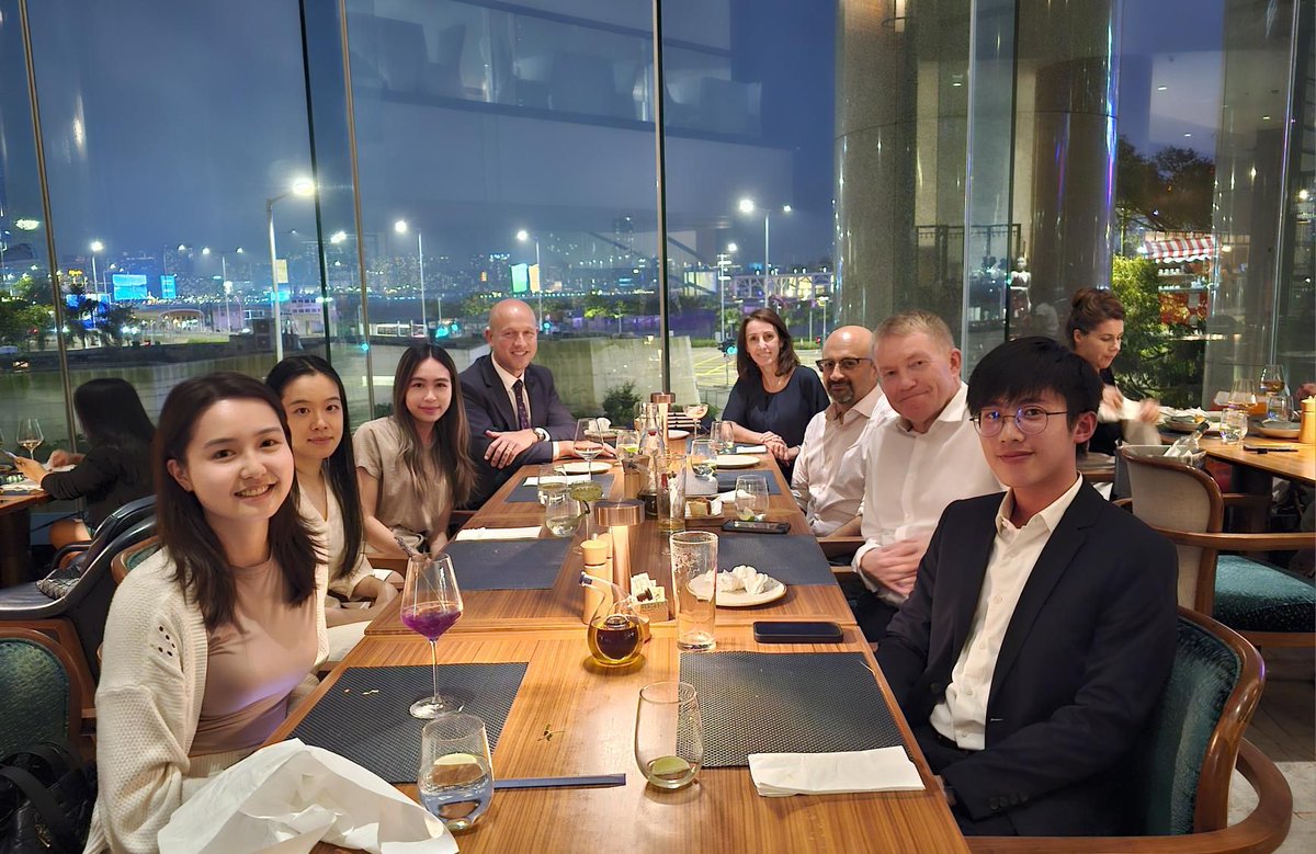 chigwellschool's tweet photo. It was fantastic to represent Chigwell School in Hong Kong recently, where we met so many great boarding school educational ambassadors, and spent some time with our brilliant alumni! 🇭🇰

#ChigwellSchool #BoardingSchool #UKBoarding #BoardingEducation #BoardingAgent #HongKong https://t.co/qL0XZAaz68