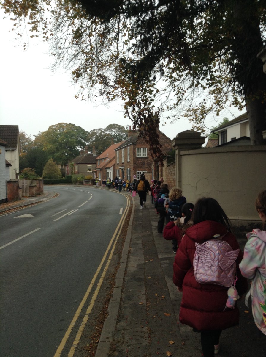BPSHull's tweet photo. Year 2 had a great day yesterday exploring the village of Welton. We compared the different features of a village and a town and had lots of fun. #BPSGeography https://t.co/6mfOYSCiIJ