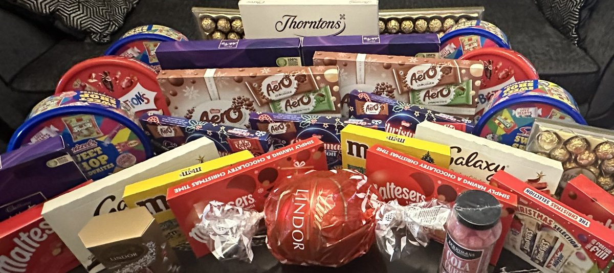 Ibrahim Yousaf (@sugs75) on Twitter photo Grateful for all the treats but as I don’t do gifts grateful for allowing me to use them for my final fundraiser of 2024, a raffle with 18 tickets to sell at £18 each & every ticket guaranteed 3 boxes of treats, proceeds all going to <a href="/NCareCharity/">NorthCare Charity 💙</a> for Oldham A&E Relatives Room. Grateful for all the treats but as I don’t do gifts grateful for allowing me to use them for my final fundraiser of 2024, a raffle with 18 tickets to sell at £18 each & every ticket guaranteed 3 boxes of treats, proceeds all going to <a href="/NCareCharity/">NorthCare Charity 💙</a> for Oldham A&E Relatives Room.