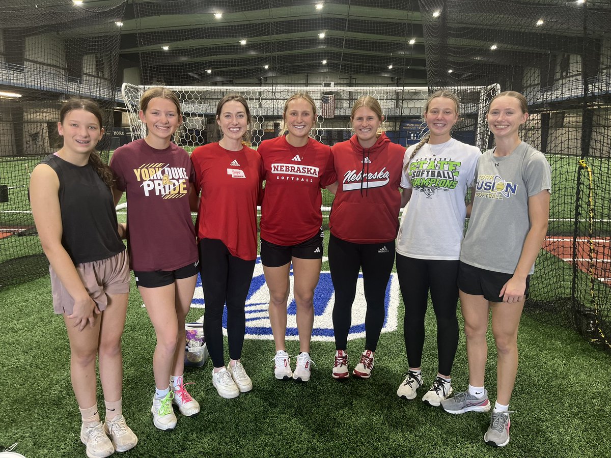 Can’t get over how much fun last Sunday was!! So grateful to be able to work with an amazing group of girls!! If anyone is interested in the November session please don’t hesitate to reach out!