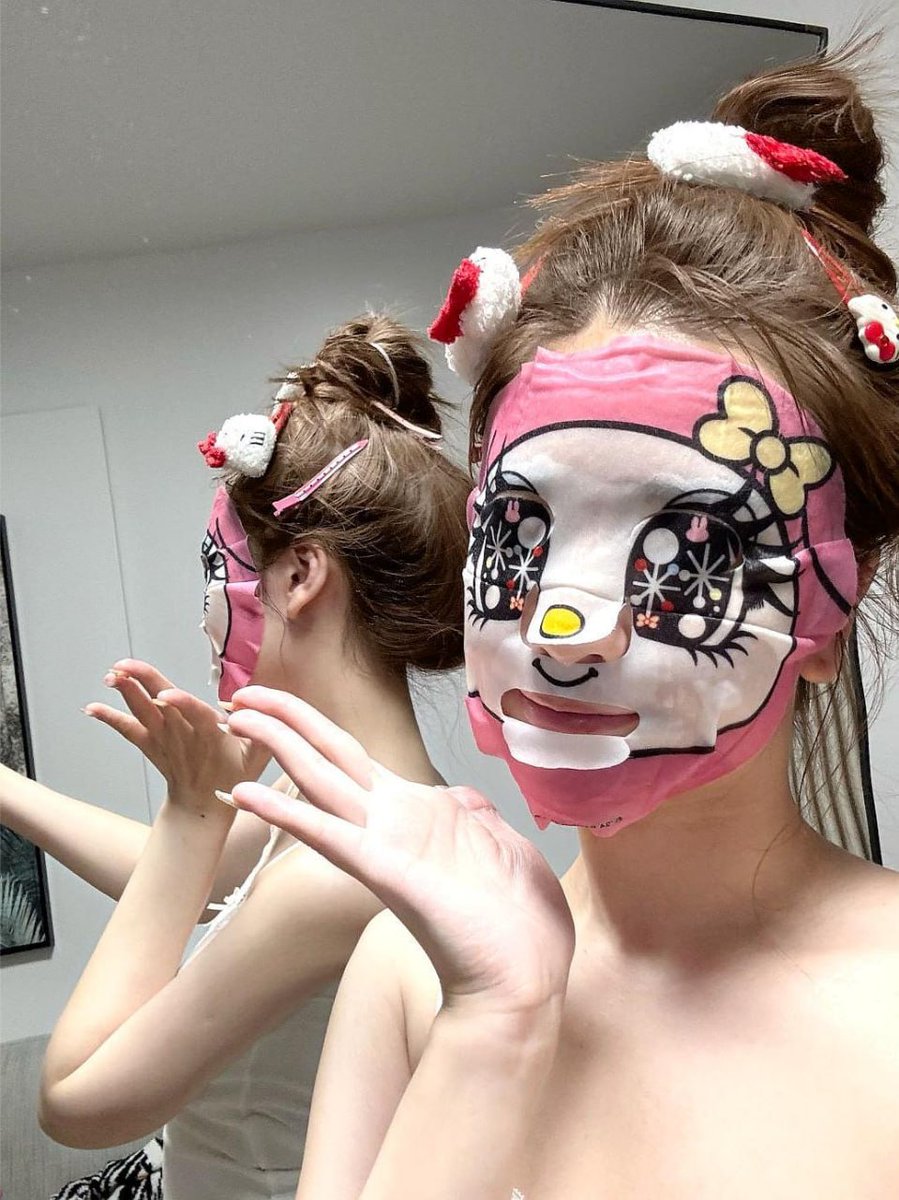 swenserez's tweet photo. Mask /selfie https://t.co/ObBL73BzbA