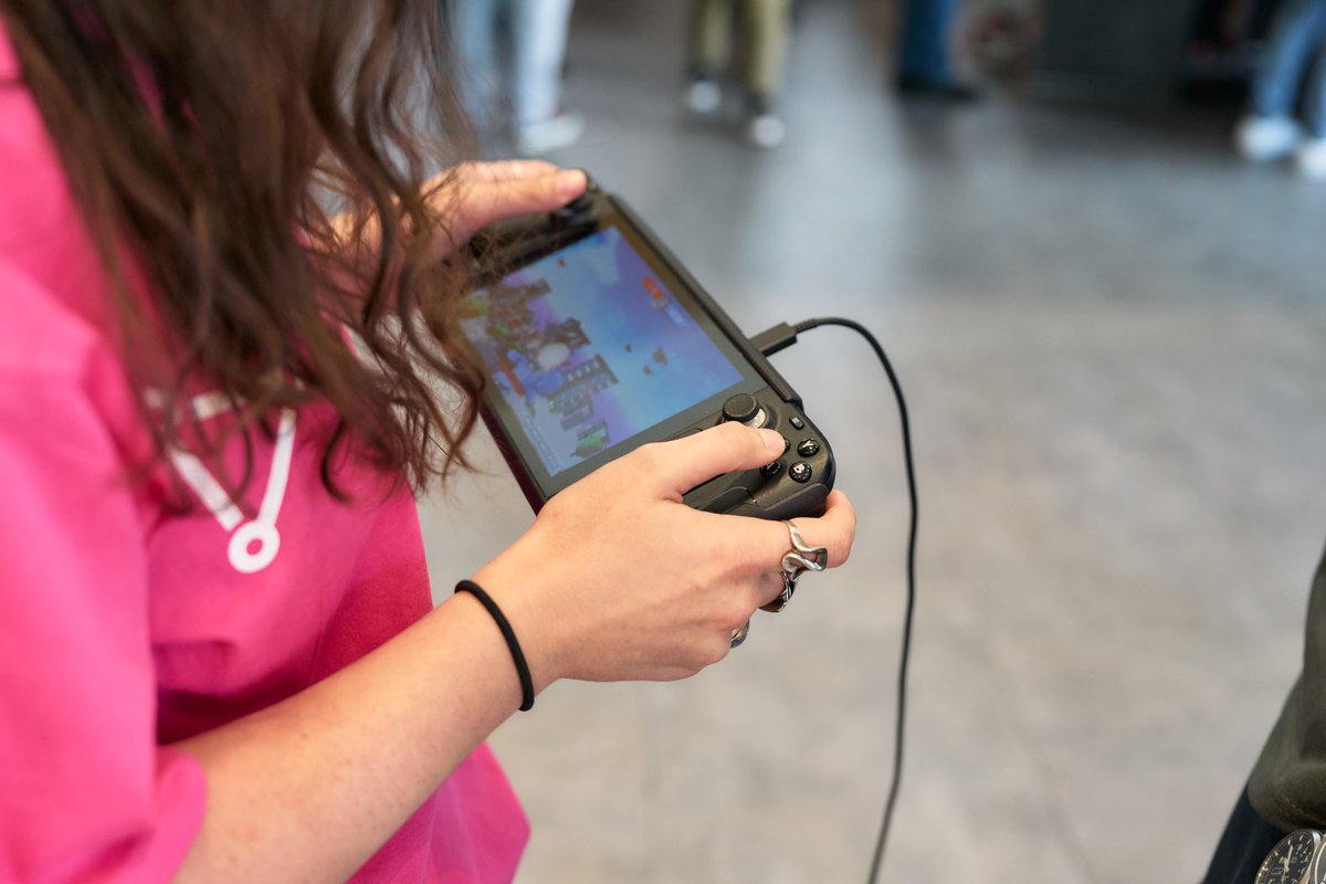 Tranzfuser tweet media