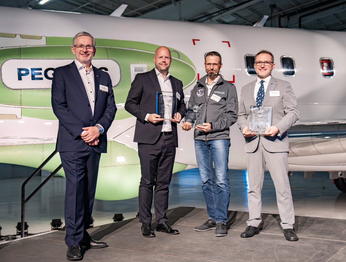 Bombardier's tweet image. Quel événement mémorable pour #BombardierDéfense alors que nous nous sommes réunis à nos installations de Wichita pour célébrer le premier vol de l'avion #PEGASUS avec @hensoldt @LHTechnik. #ExpérimentéFlexibleÉprouvé #CoeurEtSavoirFaire