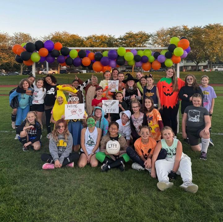 USAFieldHockey's tweet photo. Earlier this month, Littlestown Youth Field Hockey hosted their annual Halloween practice! 🎃

The youth program has grown to 75+ athletes in three years. #FUNFriday #GrowtheGame 🏑

📸: Tiffani Fry https://t.co/XaVqFanYOw