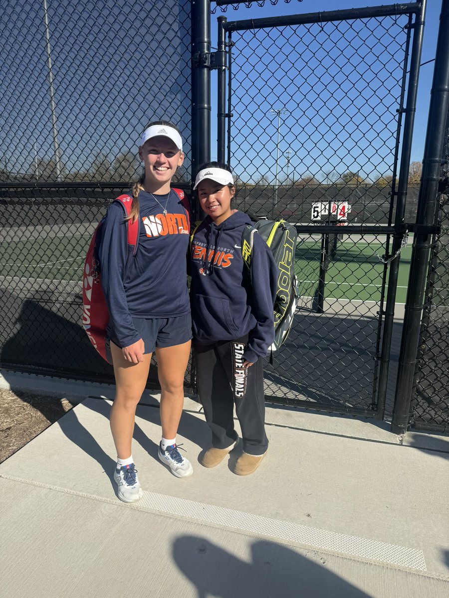 Huskies standout tennis tandem of Brooke Coffman and Gabby Lee, who won three matches on Thursday at #IHSA State Meet, face York today in state quarterfinals. Let’s Go Huskies!!