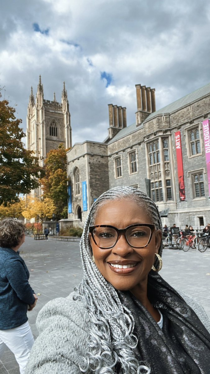Connie_Connects's tweet photo. Holdsworth curated a magnificent week of learning in Toronto🇨🇦. Thank you @YRDSB, @tdsb, and @tdsb_cebsa for your hospitality and transparency! https://t.co/sXoaigcU6I