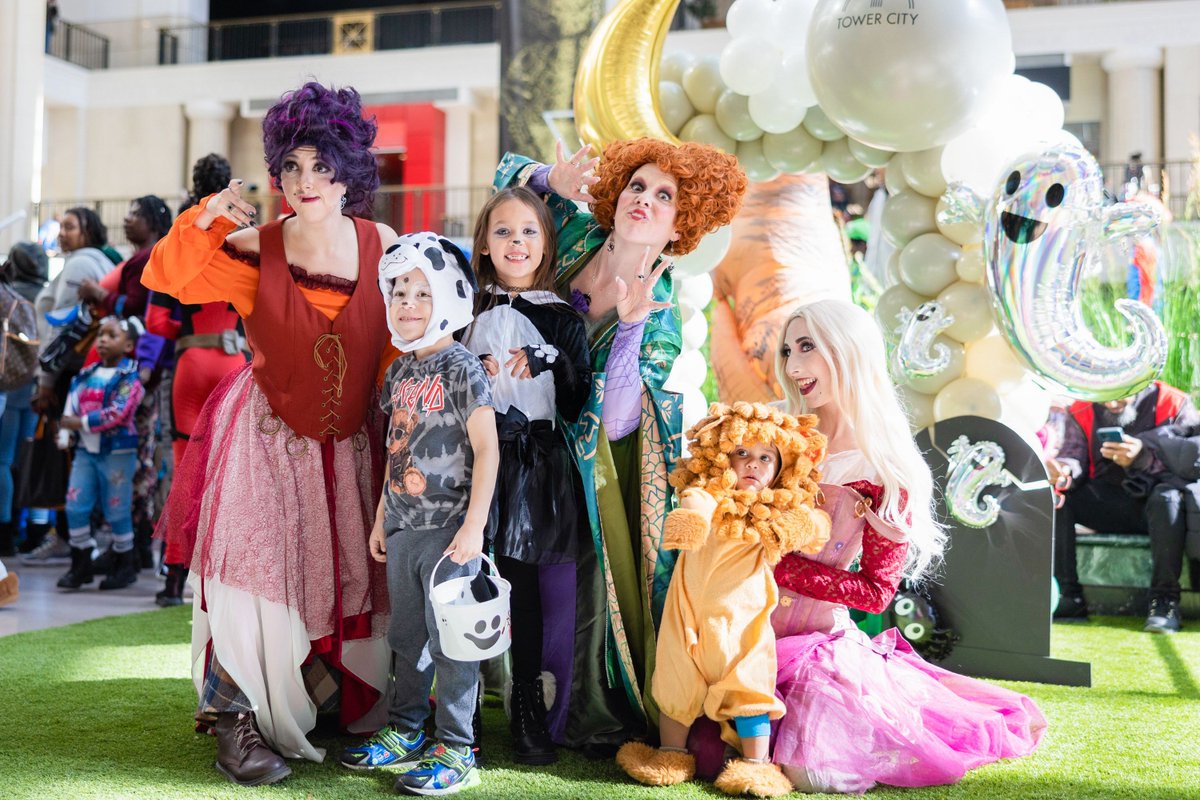 TowerCityCLE's tweet photo. Don’t forget! Tower City’s Autumn Fest is happening tomorrow from 12 p.m. to 6 p.m., and it’s going to be a blast!✨ Get your costumes ready, grab some treats at Trick-or-Treat Town, and join us for the Spooky Autumn Parade at 4 p.m!
#halloween #clevelandfun #towercitycle #cle https://t.co/86Vkzj0BhB