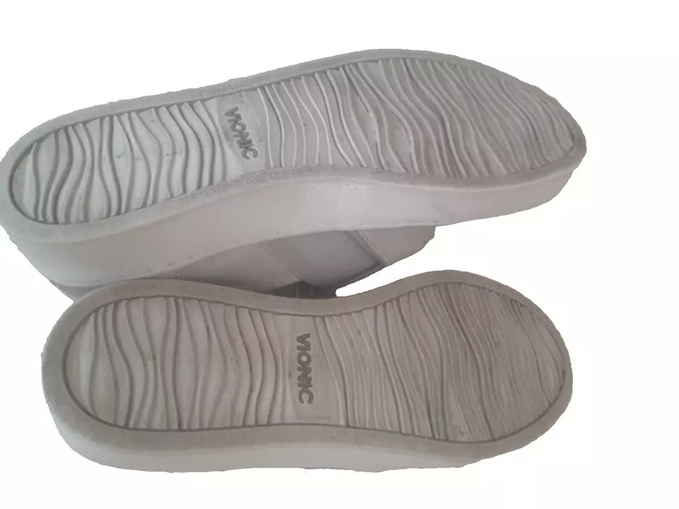 DiscountsWear's tweet image. FOR SALE 
WOMEN'S VIONIC KANI SUEDE SLIP ON COMFORT SHOES SIZE 6, LIKE AND SHARE!
#vionic #vionicshoes #womensvionicshoes #namebrandshoes #shoeaddict #deals #dealoftheday #coffee #life #journey #travel #cruise #resort #nature #health #fitness 
WEARITAGAIN DISCOUNTS | eBay Stores