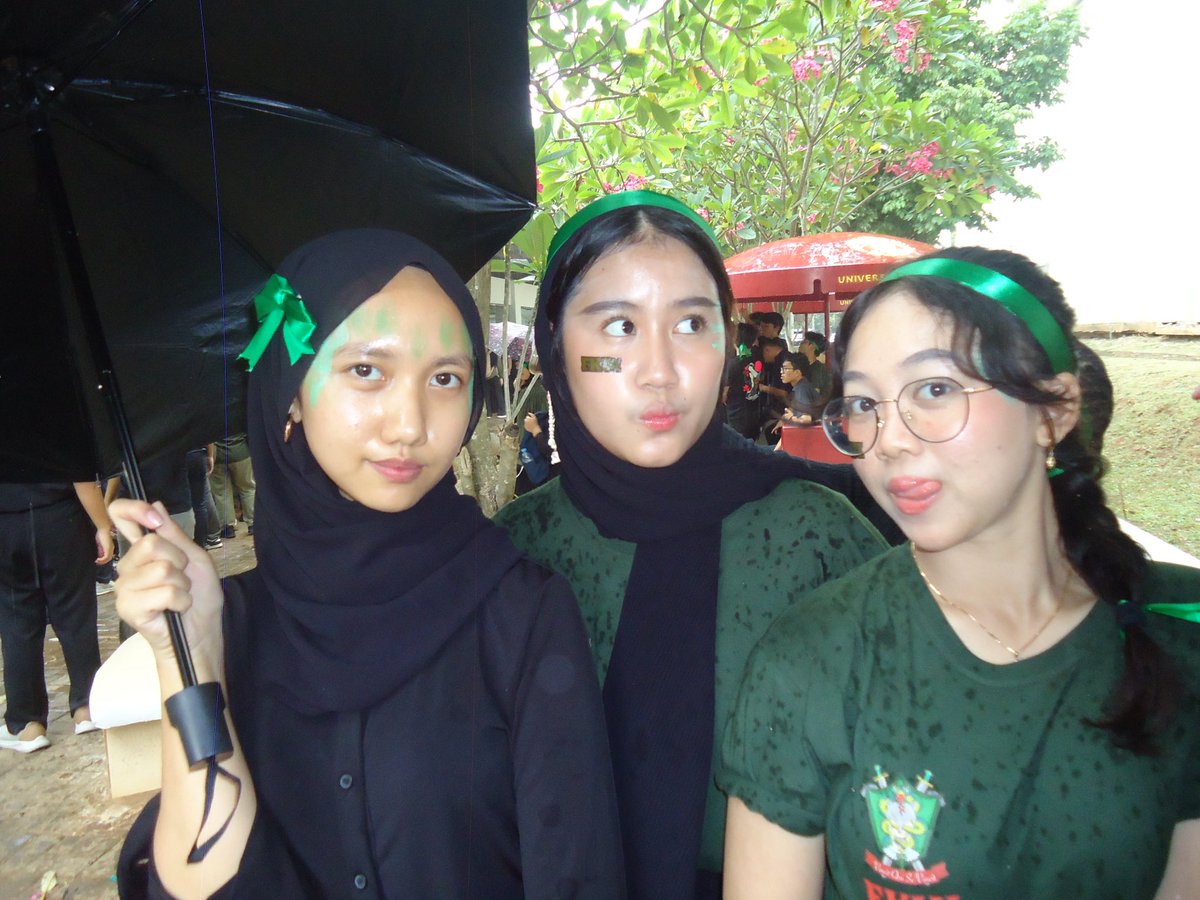 ☻ nay ☻ tweet media