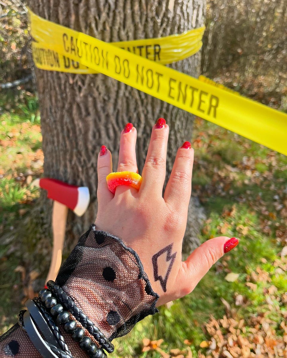 Linksliltri4ce (@linksliltri4ce) on Twitter photo If you haven’t already seen <a href="/lisafrankenfilm/">lisa frankenstein</a>, you need to change that like… right now. To say that I adore this film would be an understatement.
#LegendOfCosplay #LisaFrankenstein #LisaSwallows #cosplay #lisafrankensteincosplay #goth #gothgirl #gothfashion #axe #halloween If you haven’t already seen <a href="/lisafrankenfilm/">lisa frankenstein</a>, you need to change that like… right now. To say that I adore this film would be an understatement.
#LegendOfCosplay #LisaFrankenstein #LisaSwallows #cosplay #lisafrankensteincosplay #goth #gothgirl #gothfashion #axe #halloween