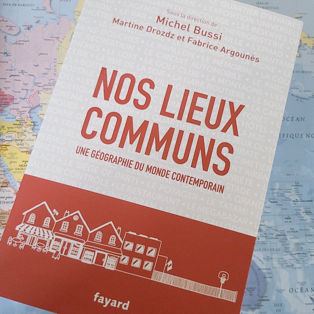 Un très beau texte d'Annaig Oiry, qui souligne les enjeux liés à la mer de façon poétique. A retrouver dans Nos Lieux Communs. Une géographie du monde contemporain. 
De quoi faire réfléchir les terminales à la rentrée en introduisanr le 1e thème de géographie 🌎