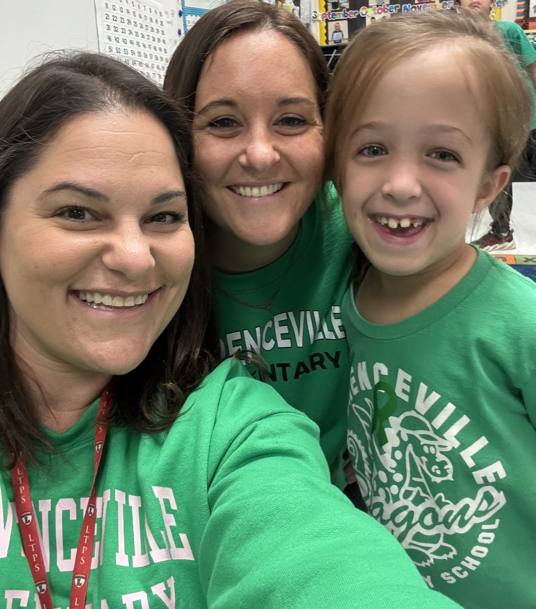 Lauren Prihoda (@mrsprihoda) on Twitter photo Wearing green today to support Dwarfism Awareness! 💚 We’re all different on the outside but the same on the inside. 💚 <a href="/JManning2nd/">Jamie Manning</a> <a href="/CutterClassroom/">Meghan Cutter</a> #lesltps Wearing green today to support Dwarfism Awareness! 💚 We’re all different on the outside but the same on the inside. 💚 <a href="/JManning2nd/">Jamie Manning</a> <a href="/CutterClassroom/">Meghan Cutter</a> #lesltps