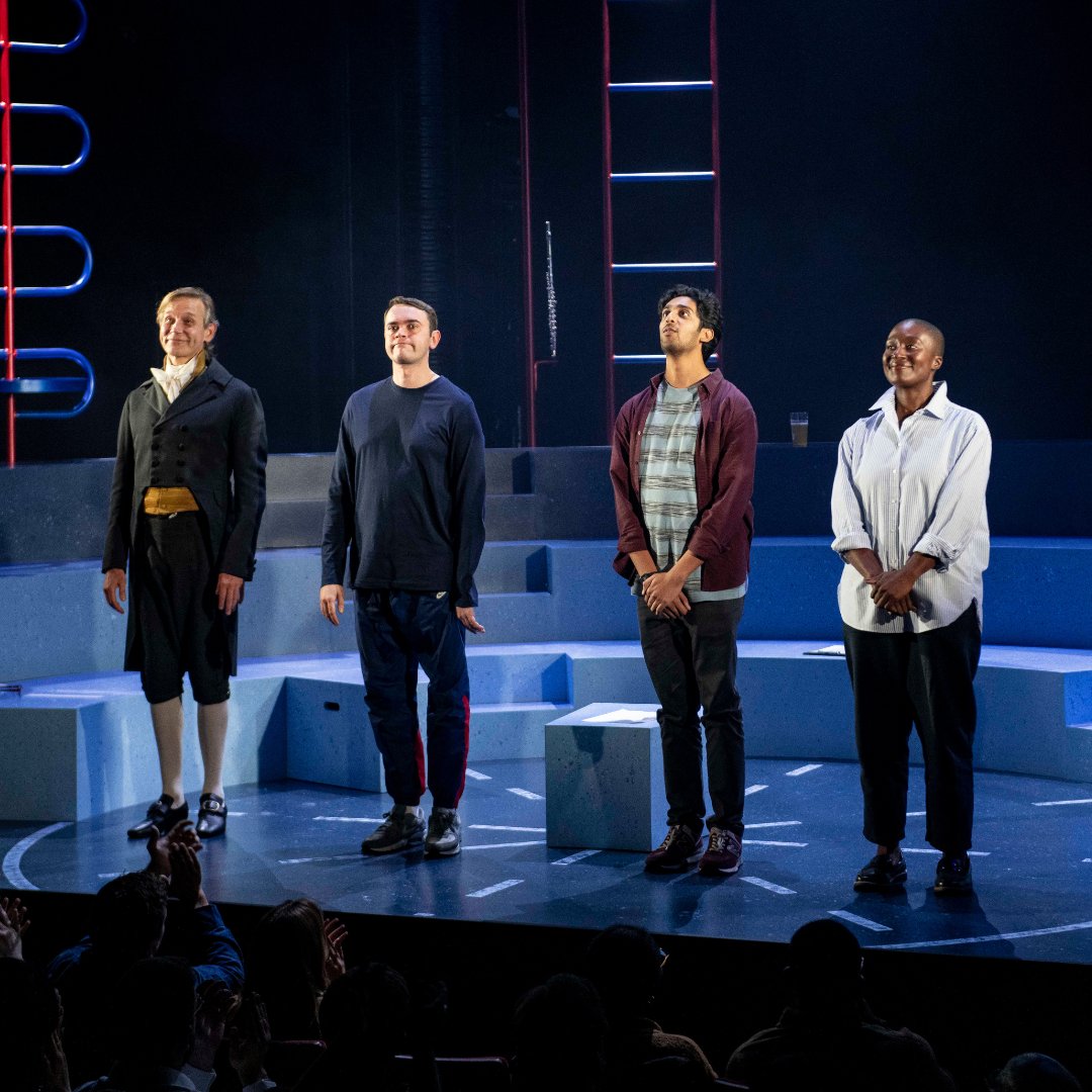 For the final performance of Pins and Needles, we're giving a round of applause for everyone who made this show possible, and to everyone who joined us to celebrate the first production of Amit Sharma's tenure as Artistic Director!