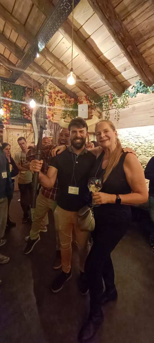 MyWorldOf's tweet photo. Here's the scoop on making new friends—it's like discovering hidden gems, just with more laughs! 😎 New buddies can turn a regular day into something special, so get out there with a friendly smile and start connecting. 🥂✨
#live #dream #travel #share #repeat https://t.co/FzxAt7zGTU