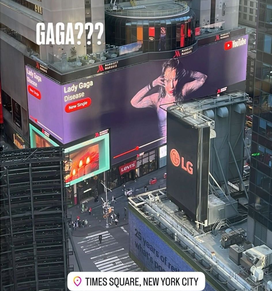 GavxqR2WkAA8lKG?format=jpg&name=medium
