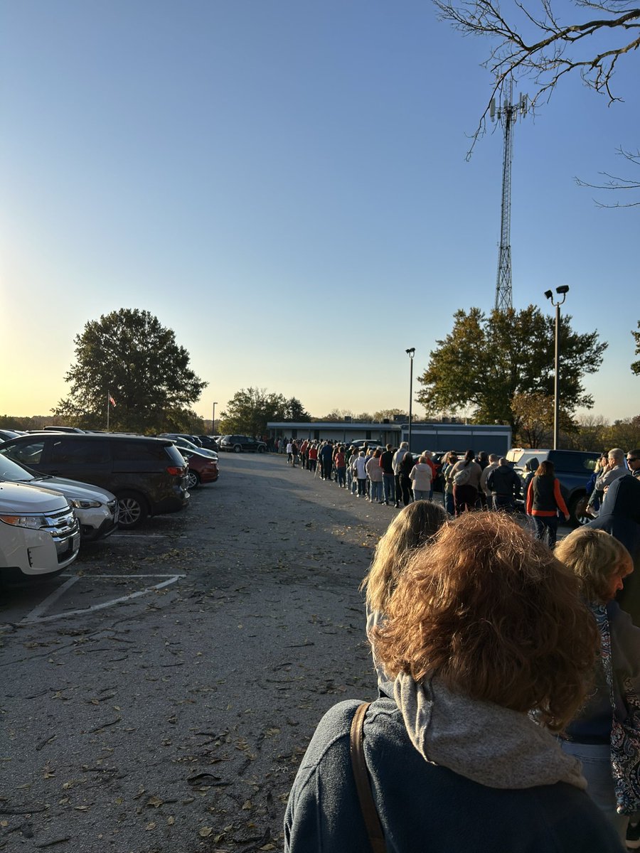 LSN Boys Basketball tweet media