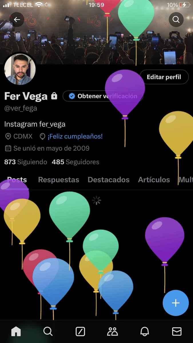 ver_fega's tweet photo. Hoy es mi cumpleaños y estoy muy nostálgico con eso de la edad, pero según yo aún no me veo tan viejx jajaja amo que aparezcan globitos en mi X 🥳🥳🥳🥳 https://t.co/3iMqxUFfnd
