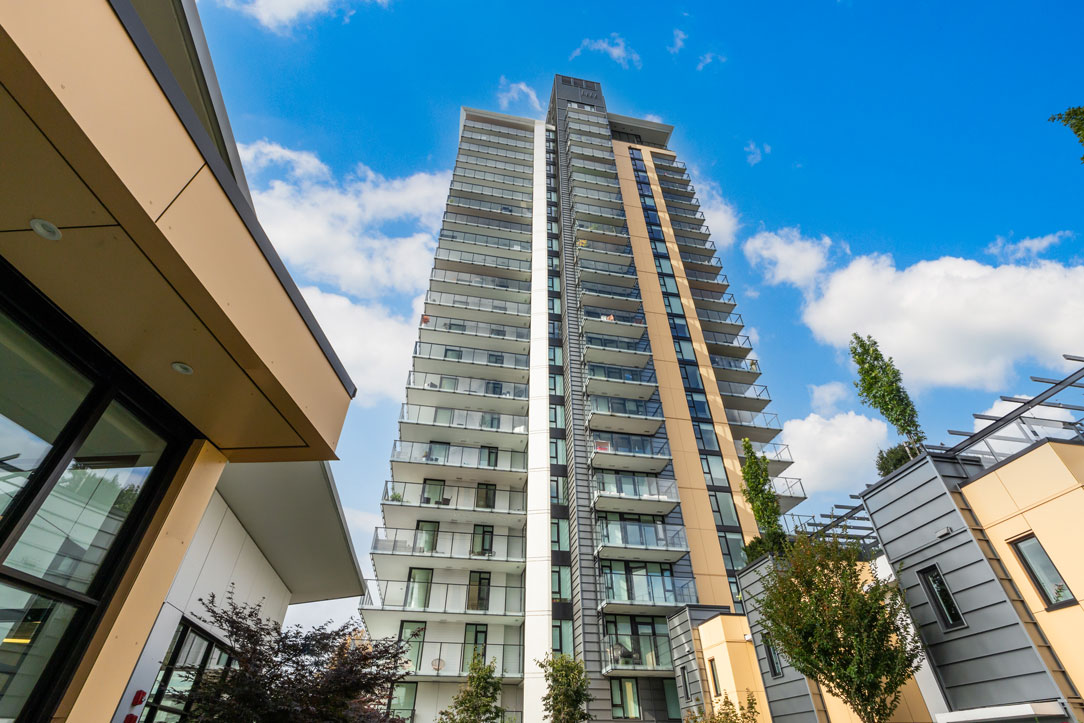 Vancouver RealEstate tweet media