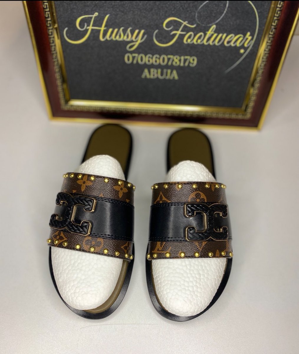 jimoh59076's tweet photo. FEMALE FOOTWEAR.
Price: 12,000
Available size: 40
Call or whatsapp 07066078179
Location: Abuja.
#hussyfootwear #abujafootwearplug #handmadeshoe #bigwomenshoeplug #abujawomenfashion #womenfootwear #HussainaTheShoeSeller https://t.co/c60FD467gx