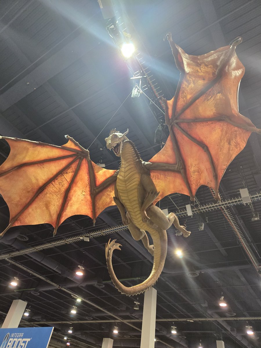 Retro_gamer_27's tweet image. Playing the legacy cup today at #MagicCon the vibes are immaculate!