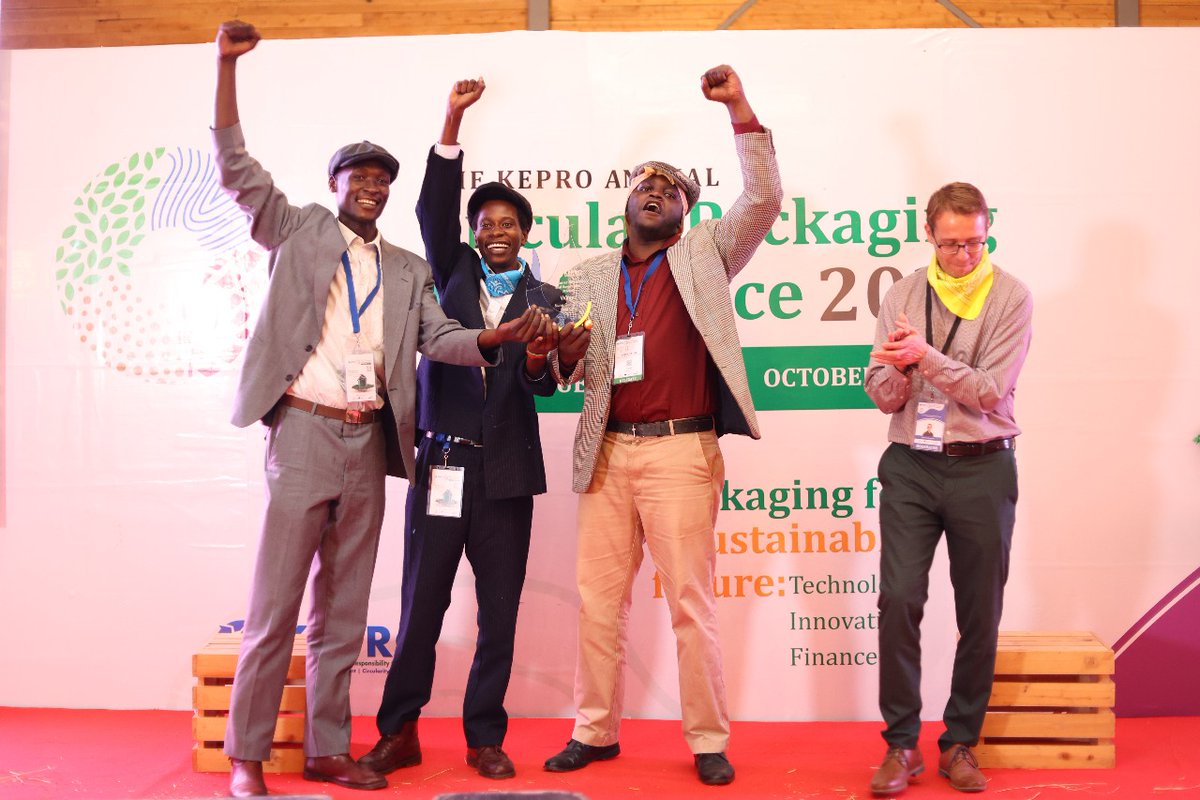 SGGCKENYA's tweet photo. 🌿💚 WE DID IT TOGETHER! 💚🌿
We are beyond excited to share that Slums Going Green and Clean (SGGC) has been honored with the Consumer Education and Awareness Award and recognized as the Youth Eco-Warrior Award 2024 runner-up at the @kepro_ke SPICE Awards 2024! 🏆 https://t.co/Cf7kTiM6n2