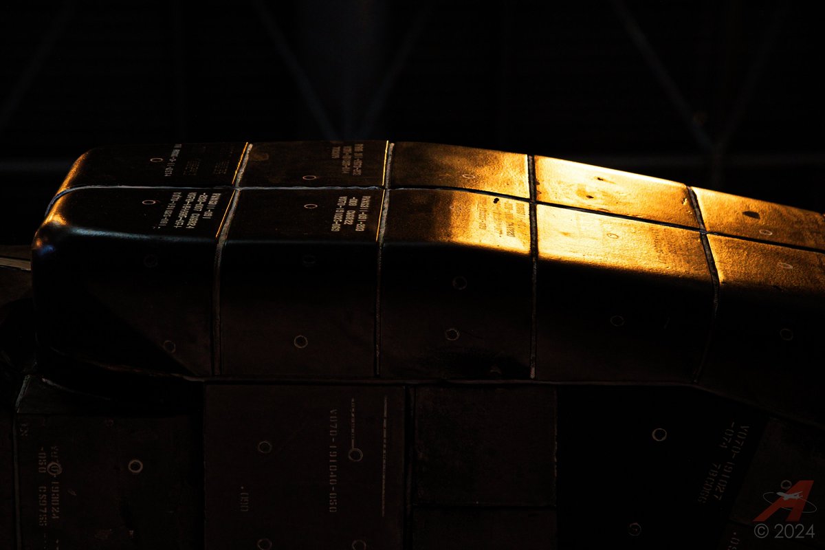 TheAstroN8's tweet image. Details of Discovery ... 

#SpaceShuttle #AvGeek