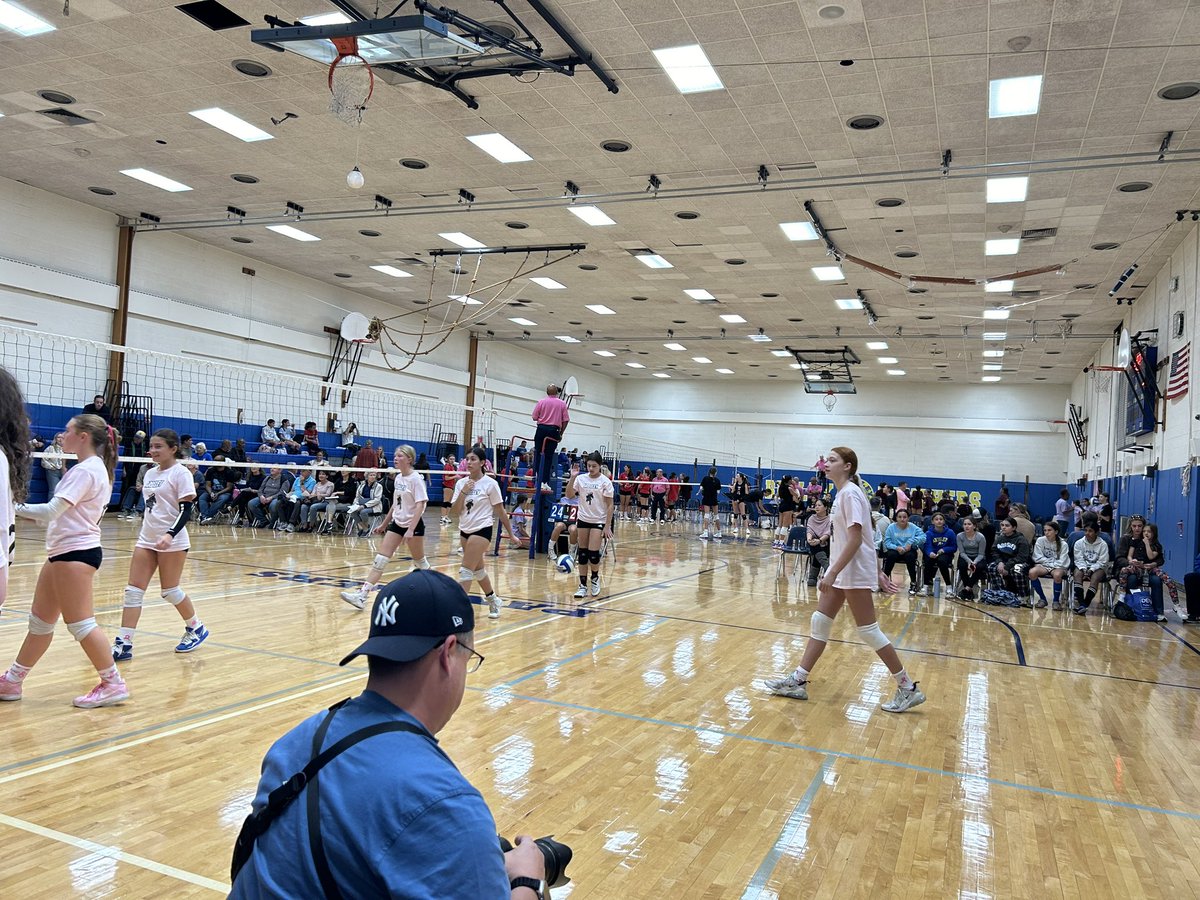 DocBlockAUFSD's tweet photo. Just amazed at the spirit and kindness of our AMS students, staff, and parents organizing the Little Pink Panther Invitational Volleyball Tournament today to aide in the fight against cancer. Great job!!! https://t.co/98dsULeyca