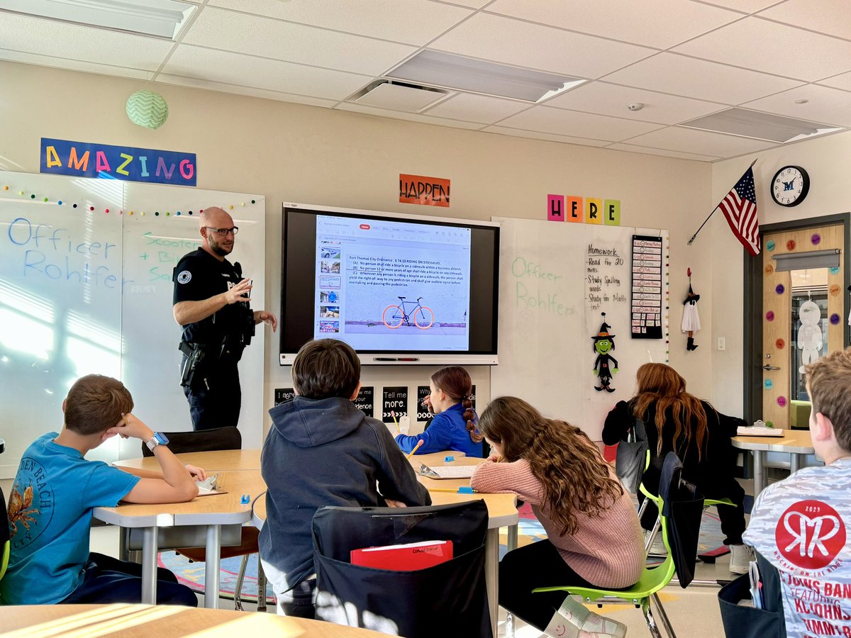 Kara Kowalk tweet media