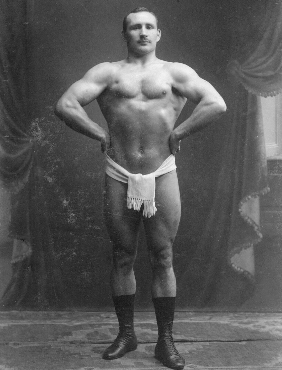 NattyLifeYT's tweet photo. 🇫🇮Finnish wrestler Iivari Tuomisto

1906 Finnish wrestling champion
1907 Russian wrestling champion
1915 World wrestling champion

He later became a police officer and by 1929 he was the police chief of the city of Lahti. https://t.co/HB6ta2ZVJy