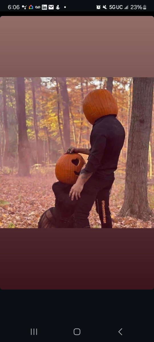 AC_Daddyy's tweet photo. What yall on this Halloween? https://t.co/t3MVowt6h2