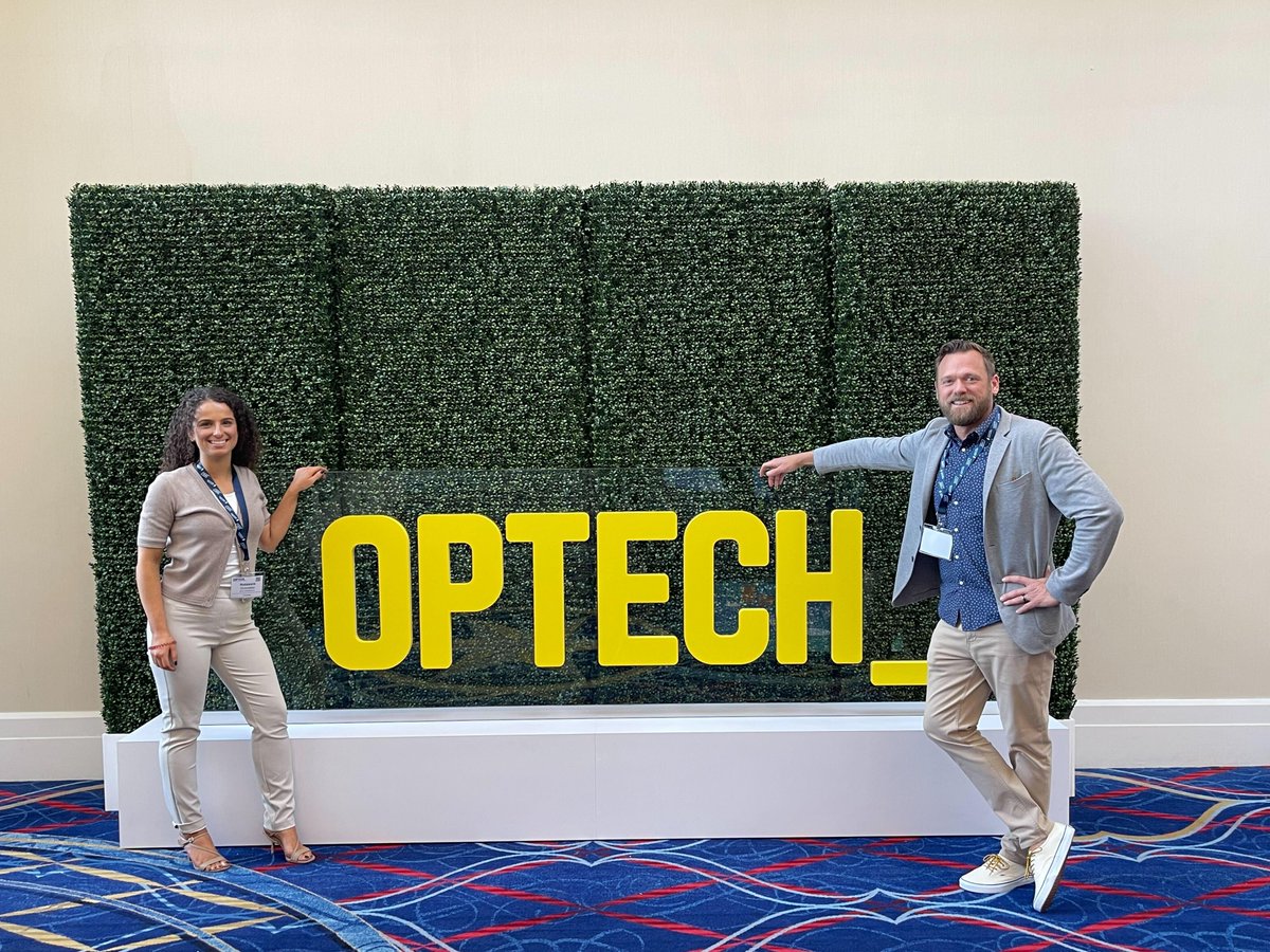 envoythere's tweet image. Thank you to everyone who visited our booth with @BlinkCharging at NMHC #OPTECH2024! 🚗⚡

Missed us at OPTECH? You can still nominate your property to bring Envoy’s service to your building: hubs.ly/Q02VW3V00

#MultifamilyIndustry #ElectricCarShare #CarShare #emobility