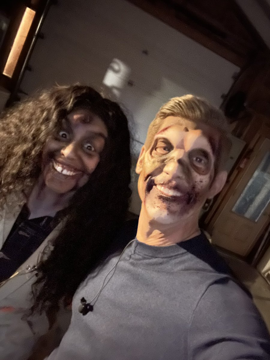 CaseyJBortnick's tweet image. Sunday Morning on #YourWeekend on #SpectrumNews1…. @MercedesTVnews and me transform into 🧟 zombies 🧟‍♀️ for a fun edition of Empire Adventures. 

We go behind the scenes at Double M Haunted Hayrides to see if we have what it takes to be scare actors. 

Catch it on @SPECNews1BUF