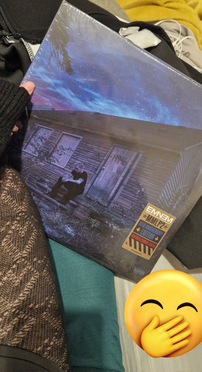 MarineEmShady's tweet image. Oops 🥰
#Eminem #MMLP2