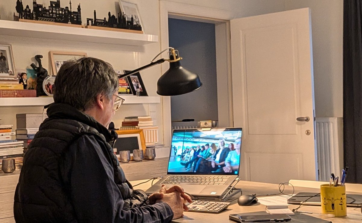 Seguint des de casa el congrés de <a href="/JuntsXCat/">Junts per Catalunya🎗</a>, emocionat veient les cares d'esperança dels companys i companyes per l'oportunitat de reforçar el projecte polític que és l'alternativa per a la nació, pel progrés, per la llibertat i per la independència.
 #CongresJunts