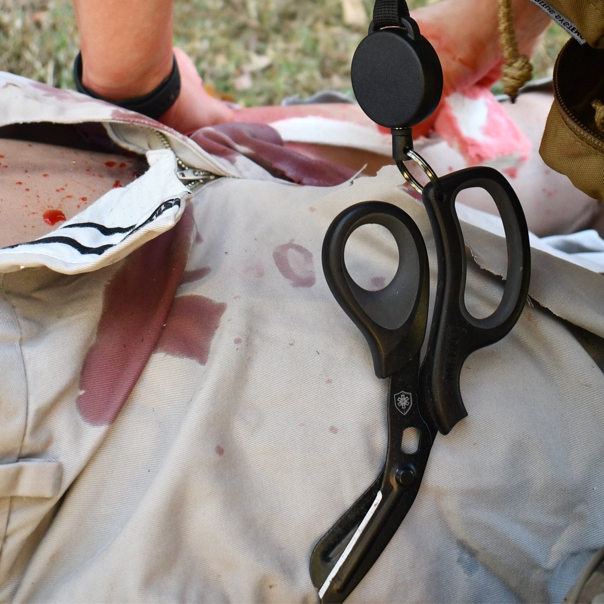 SOARescue Shears and Leash. 

Rugged enough to hold up against 10 teams and 80 patients for ITMC. Shear cutting capabilities strong enough to cut through the toughest material, built-in oxygen wrench, padded and textured grips. 

Only at SOAR.