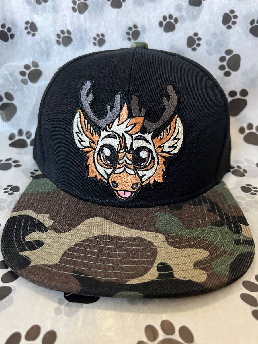 To celebrate our final opening of the year we are hosting a ✨GIVEAWAY✨

Winner will receive a custom hat! Choose between Dad hat, SnapBack or a Beanie

International shipping included!

How to enter:
Retweet
Like
Comment

✨Our forms are now open! Find links in the post 🧵 ✨