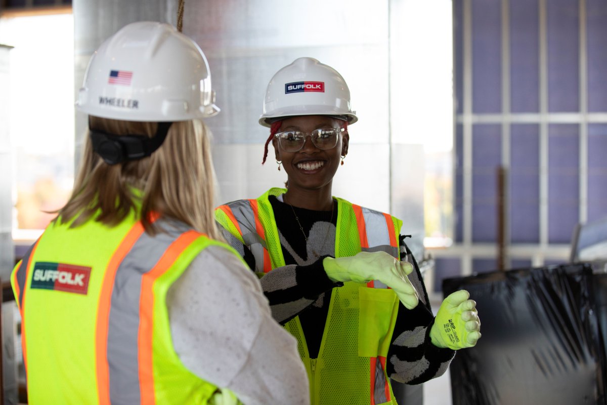 SuffolkBuilds's tweet photo. That's a wrap on #MassSTEMWeek! Suffolk NE welcomed students from Boston high schools to visit our HQ, tour nearby Roxbury Prep project, & learn about careers in construction. Suffolk is proud to partner w/ local schools to educate the next generation! #suffolkcares https://t.co/uvhMHFmeVC