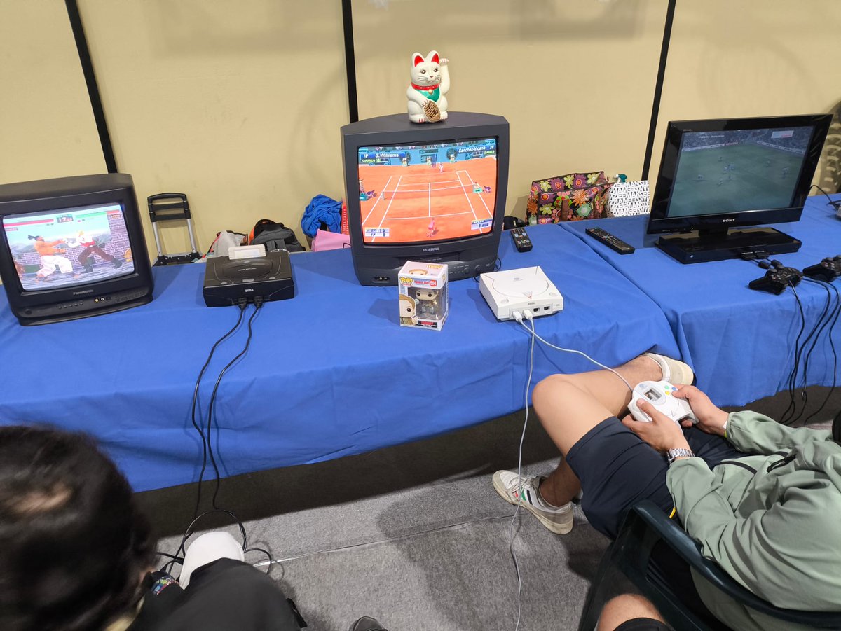 retroscroll tweet picture