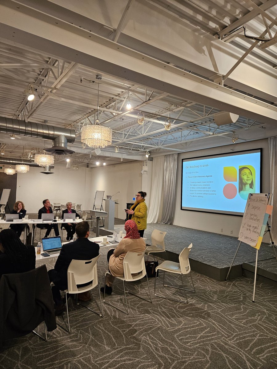 CollegesONCEO's tweet image. Very happy to be in beautiful London Ontario with @JohnstonPari my wonderful colleague from @CollegeCan ...laying the groundwork for @FanshaweCollege Board's strategic thinking on the road ahead.@CollegesOntario