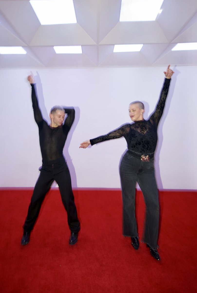 Dancefloor is out 🕺🏻⁠ so excited to share this track with the world! Give it a listen, share it with a friend, add it to your playlist—and most importantly, we want to see you dance 🪩⁠

symphony.to/nieri/danceflo…