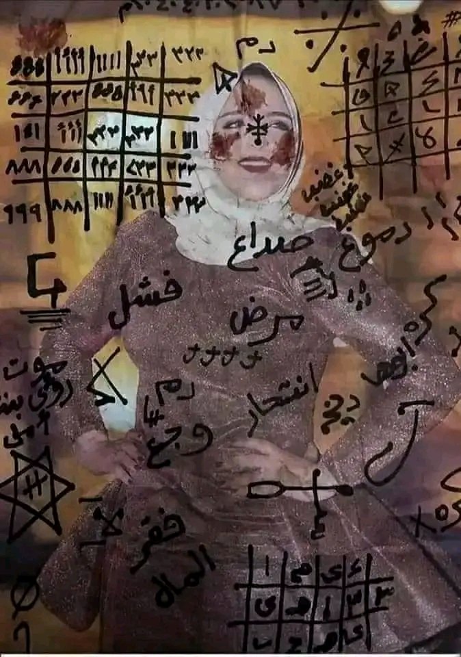 سحر المحبه سحر الجلب والطاعة العمياء والخضوع سحر الانتقام سحر جلب الحبيب ورد المطلقة وسحر الهيبه والجاه والقبول وجلب الرزق والحظ وحل جميع المشاكل الزوجيه و الاسريه والاجتماعيه وجذب الحبيب اوالصديق وعقدلسان من تريد لايتكلم عنك بسواء  وفك السحر اليهودي لتواصل 00967776594992