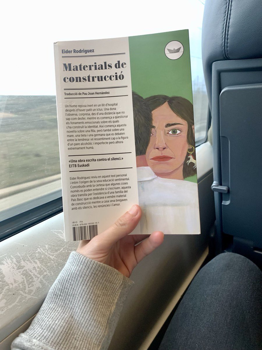 Lara (@laramorcillo6) on Twitter photo Gran company de viatge al tren! Un llibre ple de contradiccions que et remou tot el cos; dur i tendre, visceral i racional, burlesc i transcendent, dolorós i sanador... Gràcies per donar-li vida i fer-ho de forma tan excepcional <a href="/eiderrodriguetz/">Eider Rodriguez</a> Gran company de viatge al tren! Un llibre ple de contradiccions que et remou tot el cos; dur i tendre, visceral i racional, burlesc i transcendent, dolorós i sanador... Gràcies per donar-li vida i fer-ho de forma tan excepcional <a href="/eiderrodriguetz/">Eider Rodriguez</a>