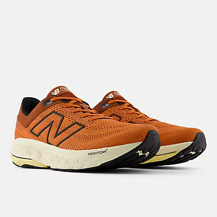 Hey there <a href="/NewBalanceCan/">New Balance Canada</a> I placed an order Oct 19th, got a message it was shipping with UPS on the 22nd and it's been crickets from there. They look like this, I wanted to wear team before the leaves dropped. What's up?